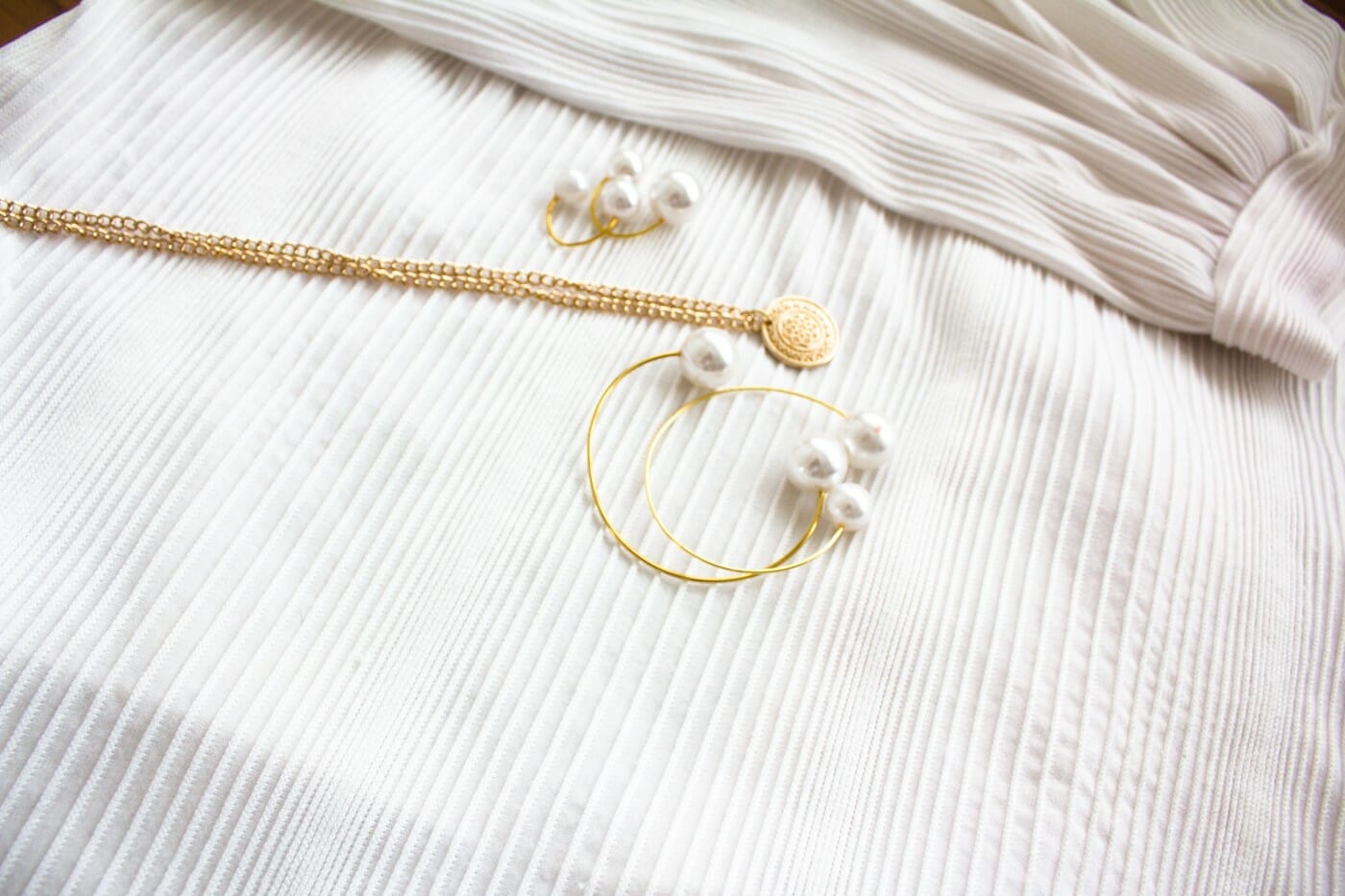 Necklace from ASOS, rings & bracelets from DIYKL