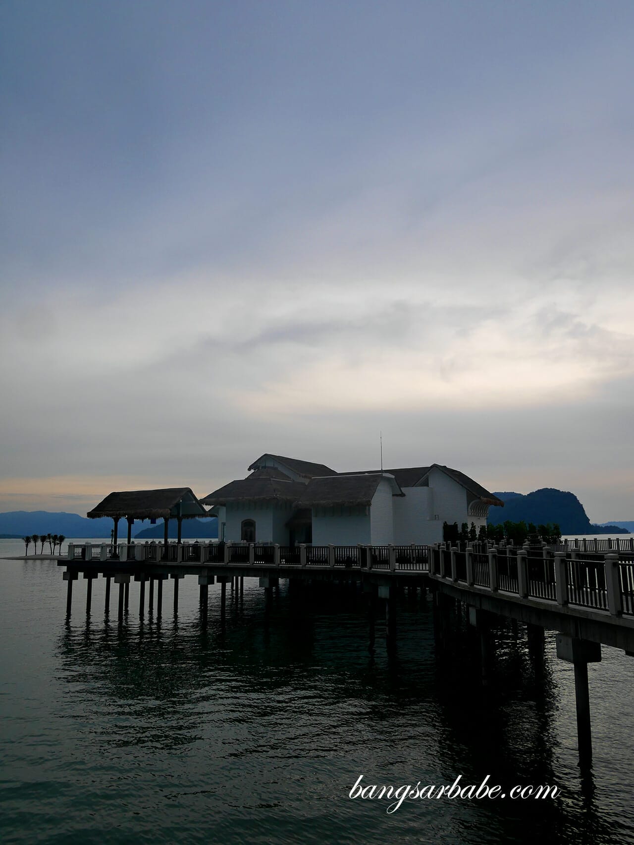 Kayuputi from the beach